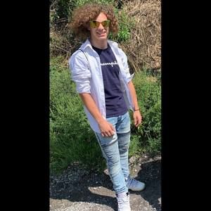 Meet your Posher, Julius